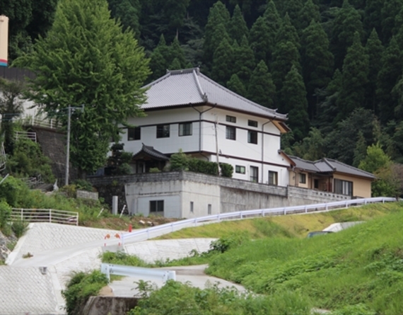 龍鼻山　日眞寺

